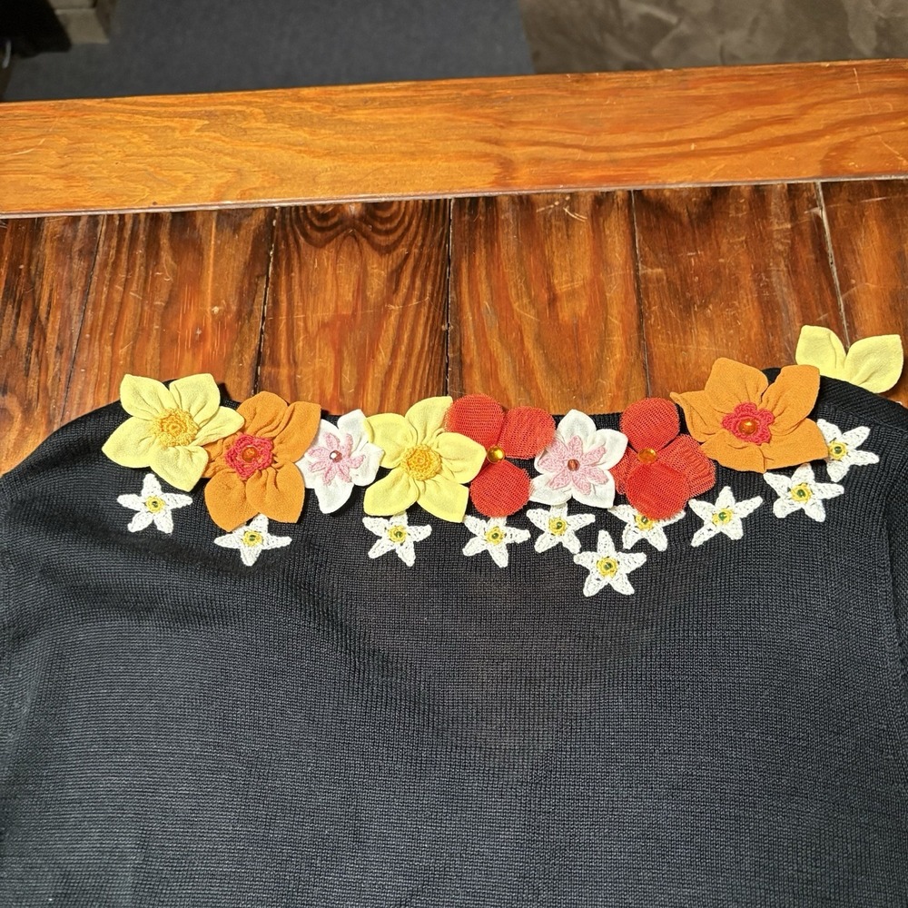 Vtg Moschino Cheap & Chic Black Floral Appliqué Pink Orange Cardigan Silk Sz 8 - Picture 12 of 13